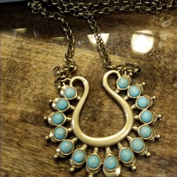 Premier Designs Lotus necklace  - Picture 1 of 3